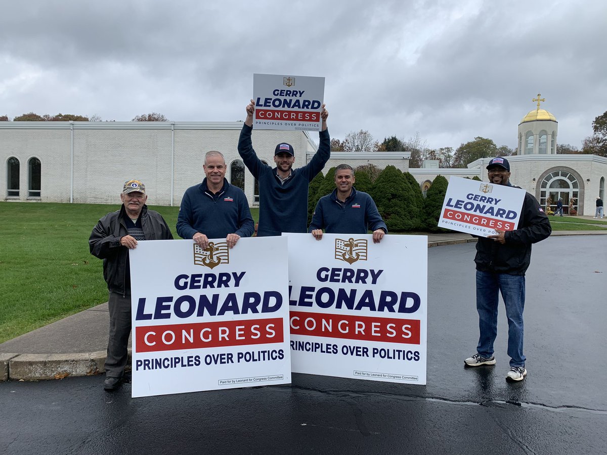 Lincoln for the next hour! 

#lincoln #ri #vote