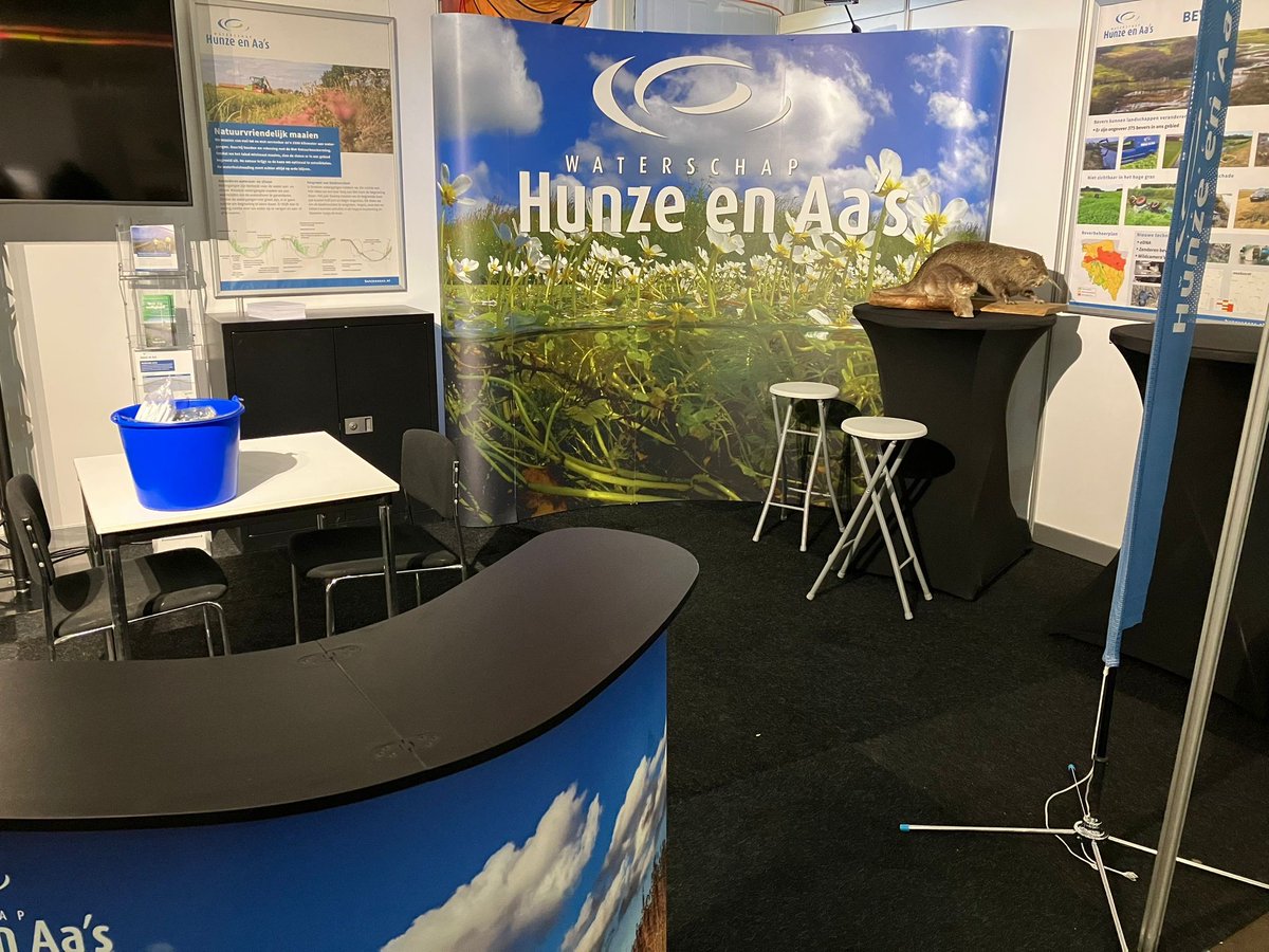 hunzeenaas's tweet photo. We staan de komende drie dagen op de #Landbouwbeurs in Assen. Bezoek ons op 8, 9 of 10 november tussen 9.30 en 17.30 uur. #stand105 #TTCircuitAssen https://t.co/kaIw8T8slQ https://t.co/TmlIfRAf9i