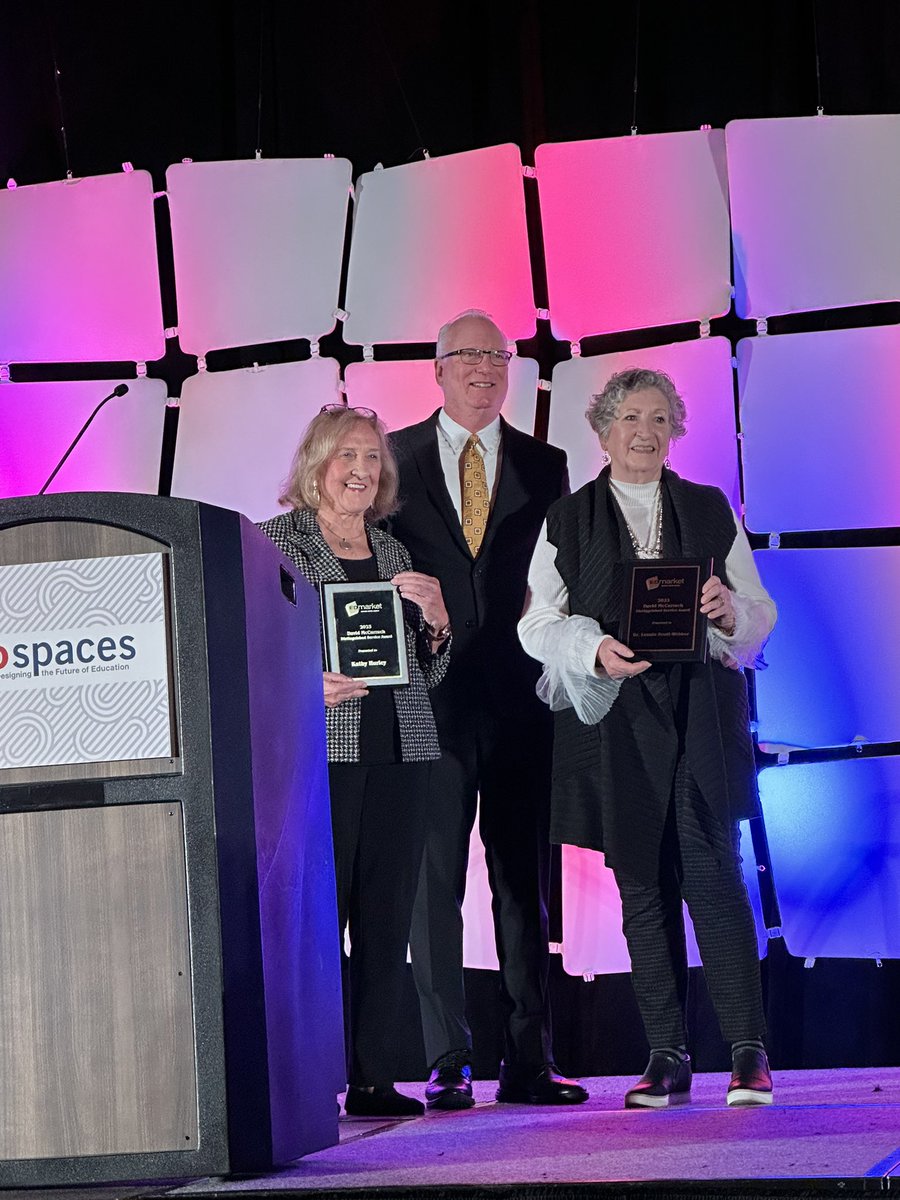 Kudos to @HurlsPearls for being named an @EDspacesEvent @EDmarketassn David McCurrach Distinguished Service Award recipient. Kathy continues to inspire so many with her years of tireless dedication, mentorship, and inspired leadership.