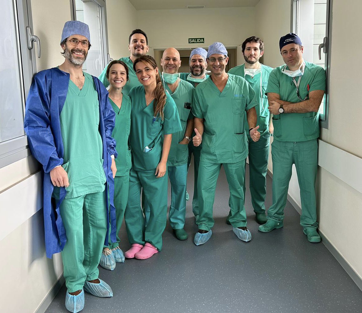 Gracias al equipo de Urología del H. Infanta Sofía <a href="/Urosofia1/">Urología Hospital Infanta Sofía</a> por organizar esta formación de cistectomía laparoscópica. Nos vamos al <a href="/InfantaElenaH/">Hospital Infanta Elena Huelva</a> con ganas de avanzar! Colaborando para mejorar la atención a nuestros pacientes #AprendiendoJuntos #Urología 🏥🤝💉