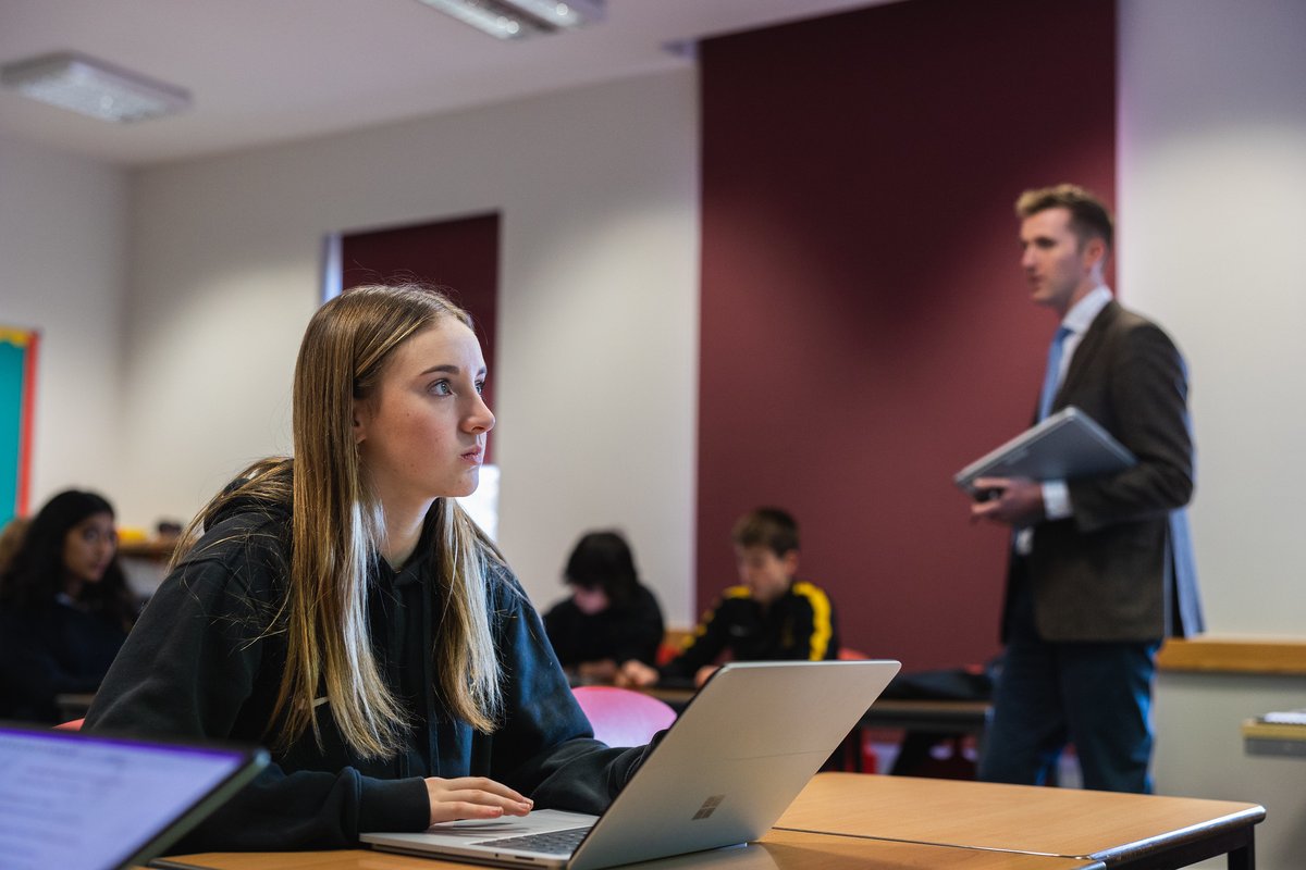 Congrats to 16 Wellington staff who have been selected as MIE Experts for 2023-2024! #MicrosoftEdu #MIEExpert.
The selected Wellington colleagues will work with peers worldwide to inspire students with outside-the-box thinking on technology in education.
ow.ly/kQQy50Q53EM