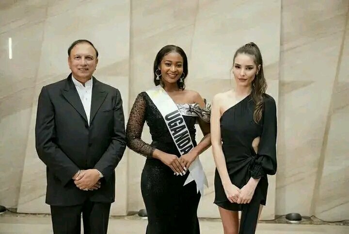 NitahVan's tweet photo. HELLO X  family Iam nominated in Ekkula awards under category of TOURISM AMBASSADOR of the year 2023 please click link below to vote 👇👇👇 https://t.co/ljJZMh8jfr
VOTE Queen 
BUSINGYE VANITAH FAITH 
to win the  Tourism ambassador of the year 2023 award THANK YOU @ExploreUganda https://t.co/wZSVwgspSD