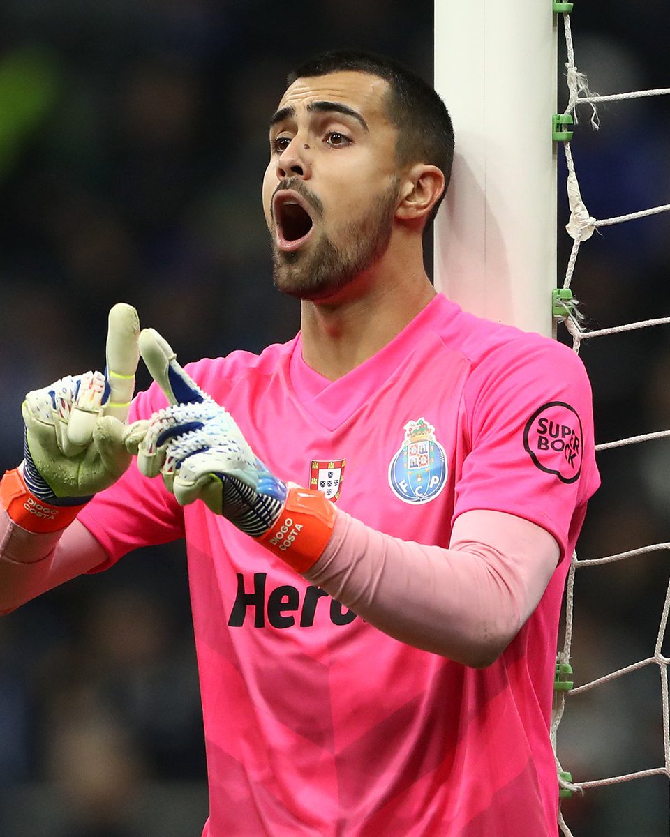 fcportofas19's tweet photo. Só há um Costa capaz de segurar Portugal 😏🤩 https://t.co/eu398P5bdv
