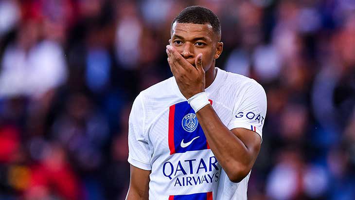 ArobaseMoussa's tweet photo. On est tous d’accord pour dire que Rafael Leão est meilleur que Mbappé ?

#ACMPSG https://t.co/uTlib9QzQv