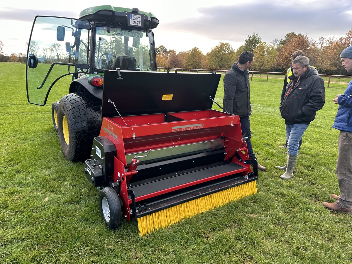 Some new kit commissioning today. thanks to ⁦<a href="/BrodericksGM/">Brodericks</a>⁩ kevin and curtis allen from ⁦<a href="/RedeximUK/">Redexim UK</a>⁩ for machinery installation and setup.
