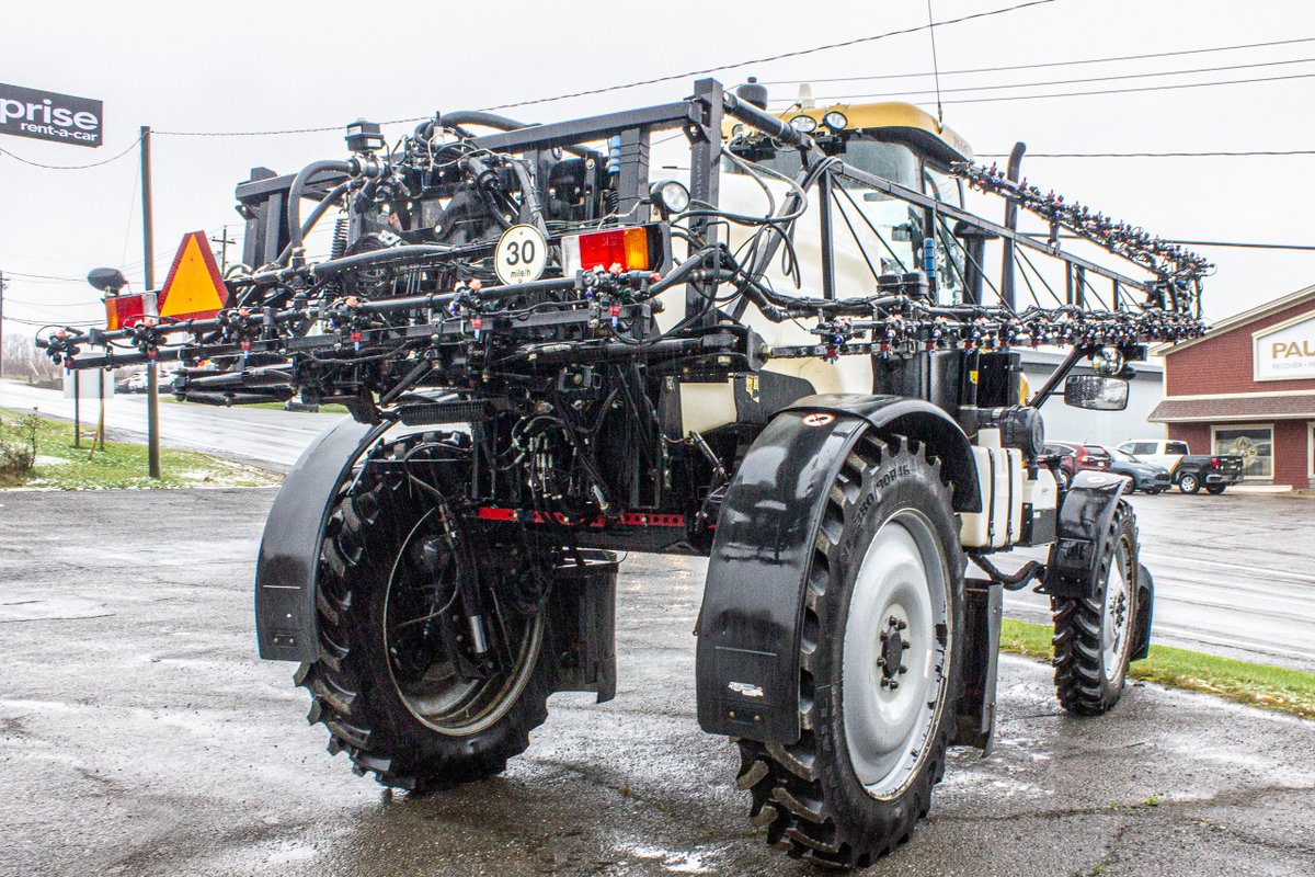 🌧️ Despite the rain, #TradeTuesday goes on. We have a 2013 Spra-Coupe 7660 for sale in Grand Falls, NB. 750 Gal tank, 90' boom, and new tires. Tech-upgraded with #RavenViperPro. Contact Marc at 506-479-6327. $125K CAD
#RainyDayFarming #SpraCoupe #NBAg #CDNAg #AgTwitter #AgX