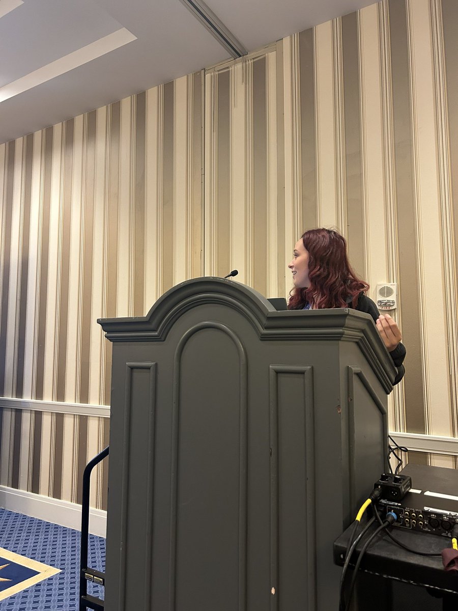 FliesFacility's tweet image. Second group of students (couldn’t fit in first post- Great seeing @FliesFacility members presenting at the @EntsocAmerica conference in Washington DC- #bsf #decomposition #forensicentomology @tamuentomology