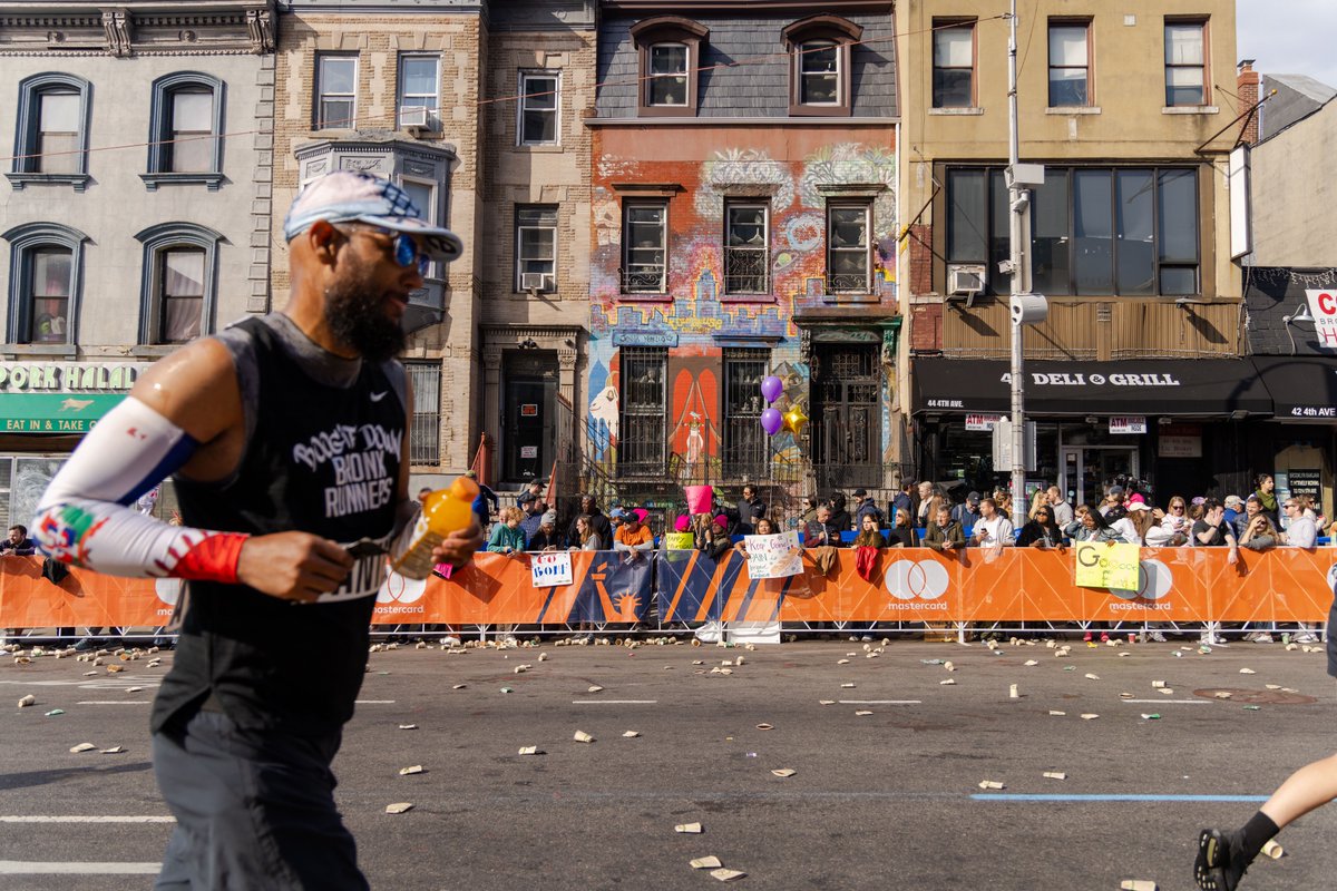 A few of my photos from Sunday's #NewYorkMarathon  as the participants passed Downtown BK