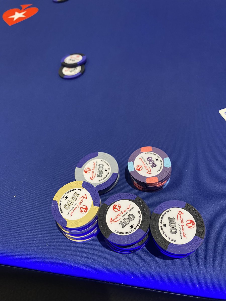 fishinson's tweet photo. These chips are worse than the ones we used in my home game 20 years ago. Tournament players have to fight through so much adversity https://t.co/kxPWVXJngs