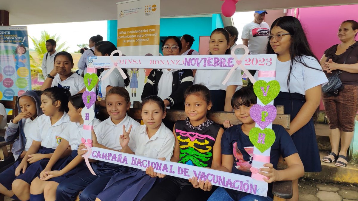 Protejamos la salud de nuestras niñas en #Bonanza! 
El #MINSA inicia la Campaña Nacional de Vacunación contra el #VPH para prevenir el #Cáncer de Cuello Uterino. 
Únete a esta causa por un futuro más saludable. 💪💉👧 #BonanzaTodosJuntos #MINSA #AMORANICARAGUA 🇳🇮🌴☀️📸