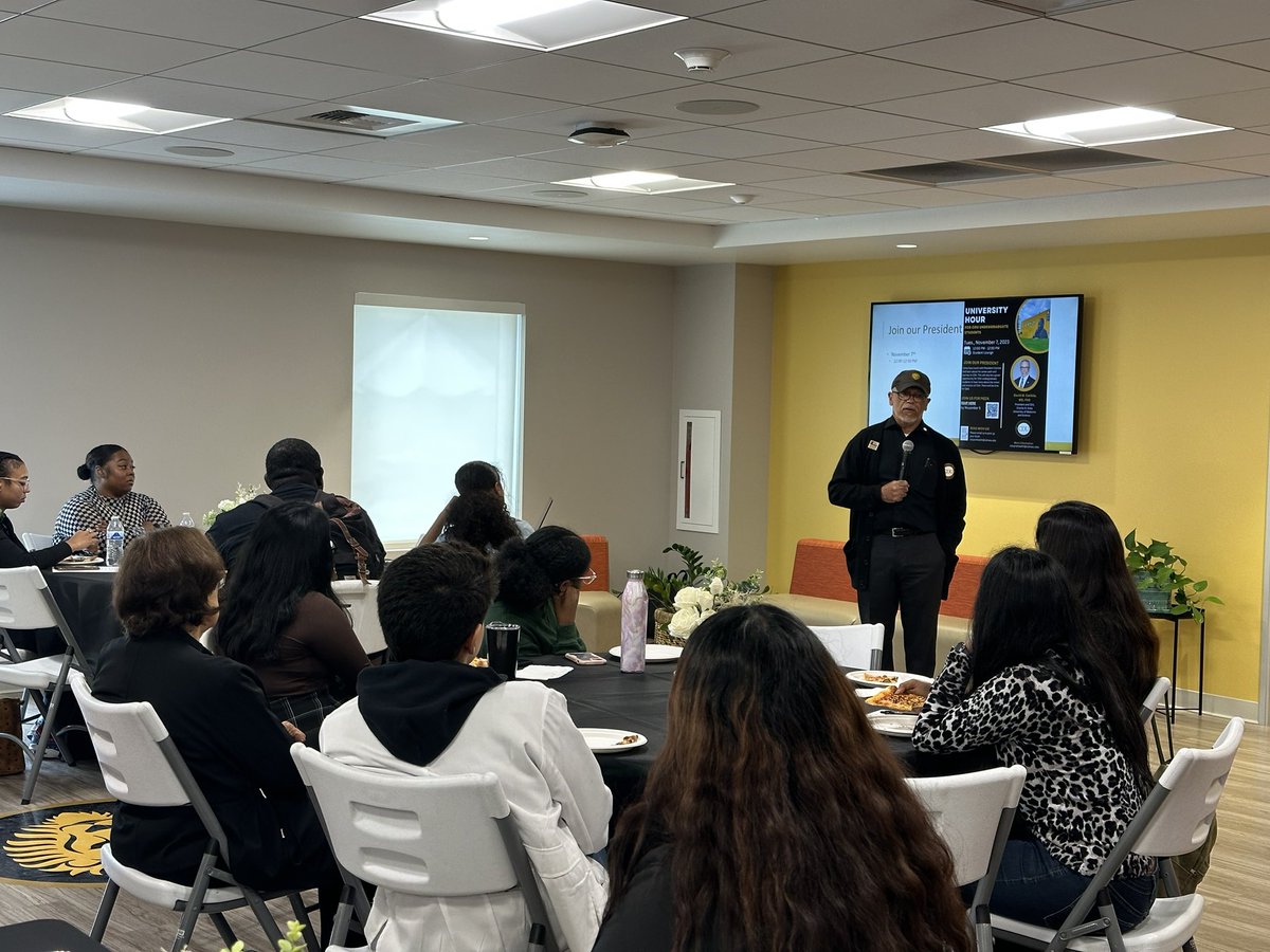 Health & Life Sciences tweet media