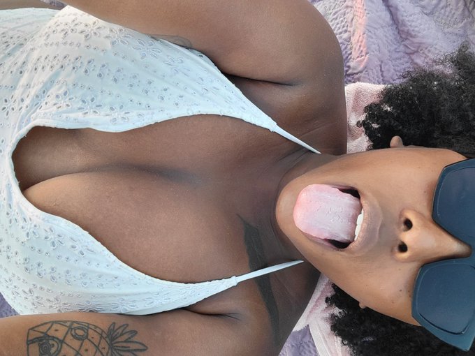 Watch ✨️ Dutch Coco ✨️is Home's leaked NSFW photo on TwXstars