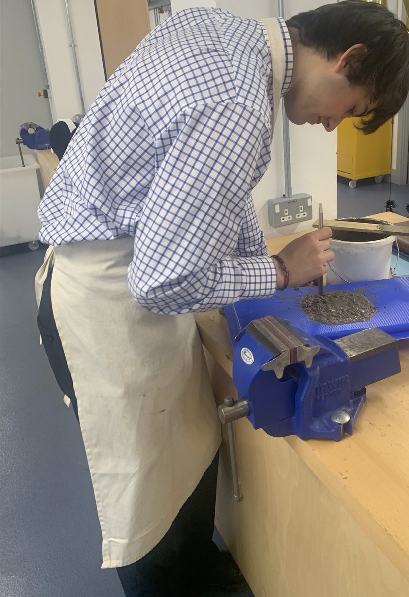 Shrewsbury_DT's tweet image. Another set of #skills by Lower Sixth well into concrete mixing via reusing HIPS Moulds from the Vacuum former  #reuse #designstudents #designeducation #highimpactpolystyrene @ShrewsburySch