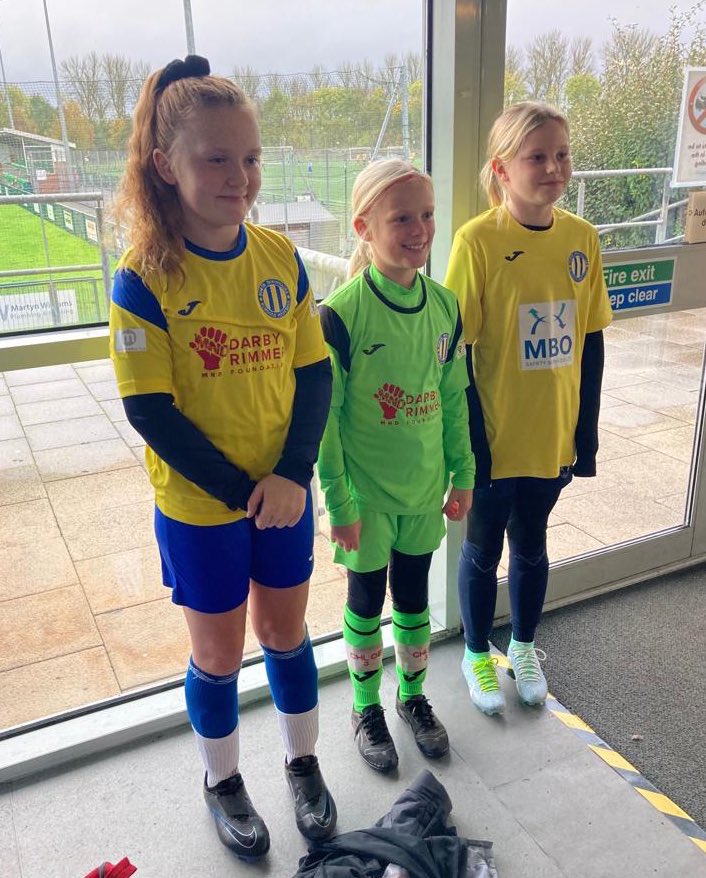 🌟 Huge congratulations to Chloe Johnson, Ellie Merrick, and Leila Bluck of Bridgnorth Spartans U11 girls! 🏆 Selected to represent Shropshire County, your talent, performances, and commitment are truly remarkable. Keep shining on the pitch! ⚽👏#BridgnorthSpartans #GirlsInSport
