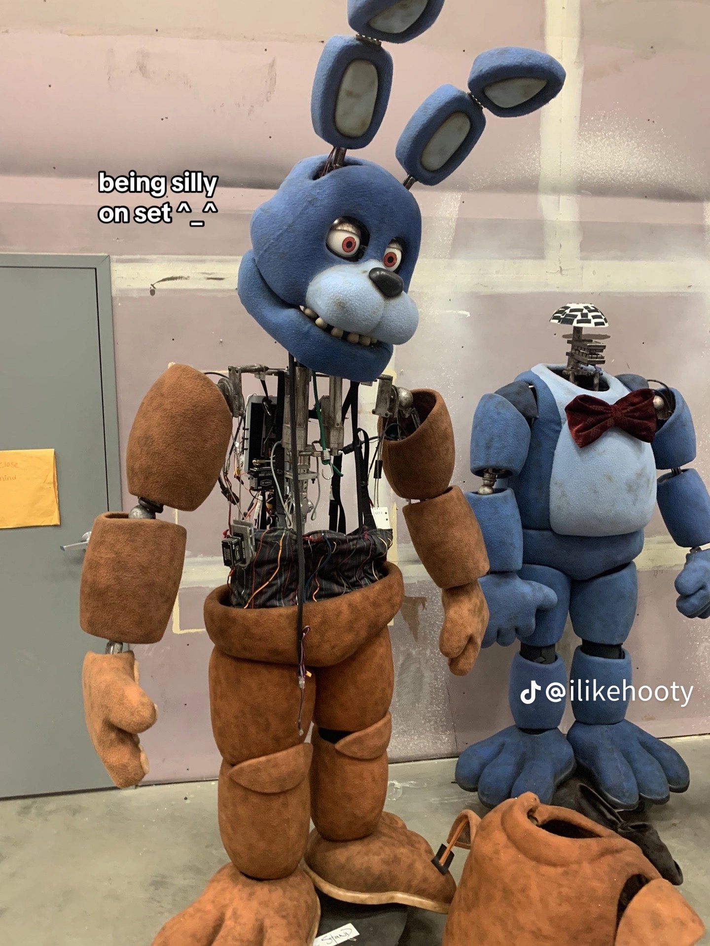 withered animatronics in fnaf 2｜Pesquisa do TikTok