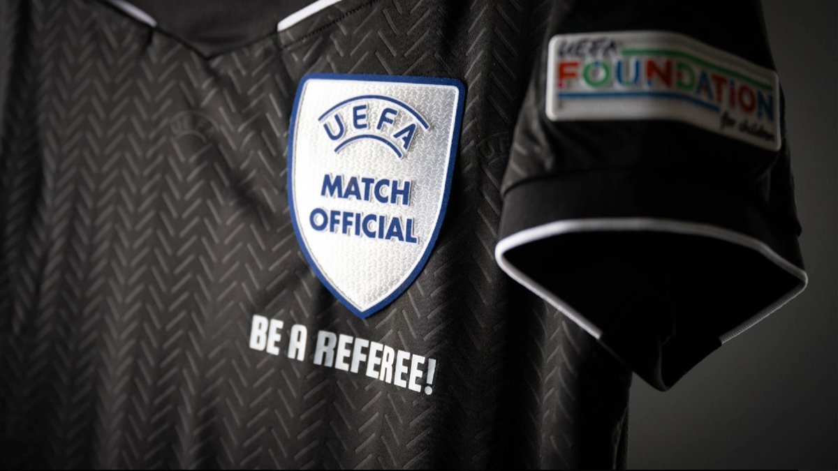 Premier League – Referee Kit History