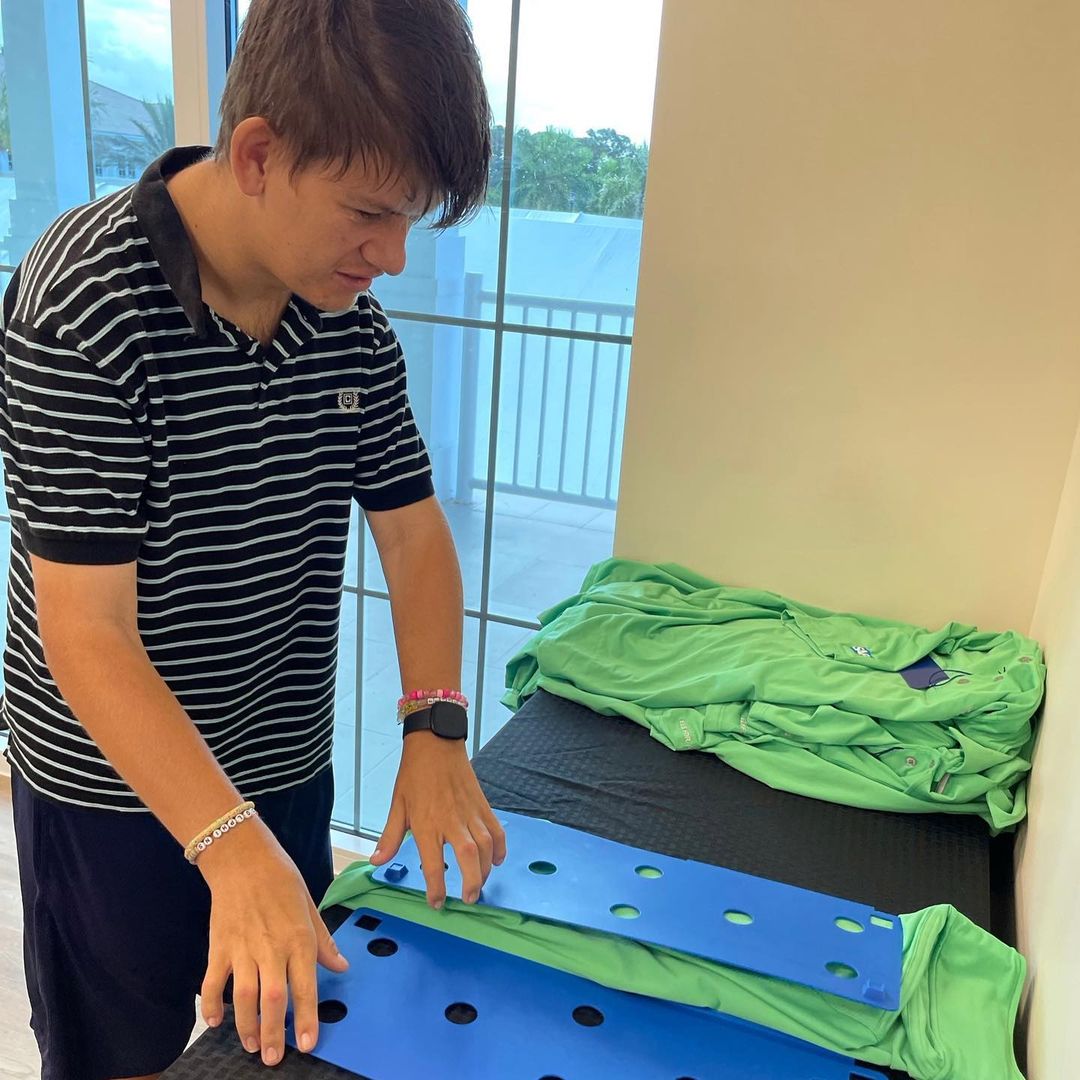 Hunter PR tweet media