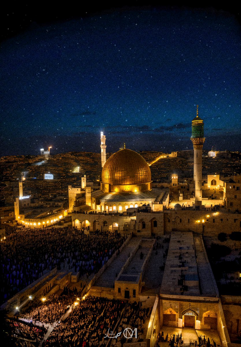 InkSketcher's tweet photo. A Unified Al Aqsa - A hybrid view of the alaqsa complex with a scene visualing a return to the blessed lands with unity amongst the masses with 'Palestine' calligraphy embedded.
.
A collaboration between Myself and studio_mqi on instagram. 
#alaqsa #palestine #islamicart #AI https://t.co/W1tJC2r5nS