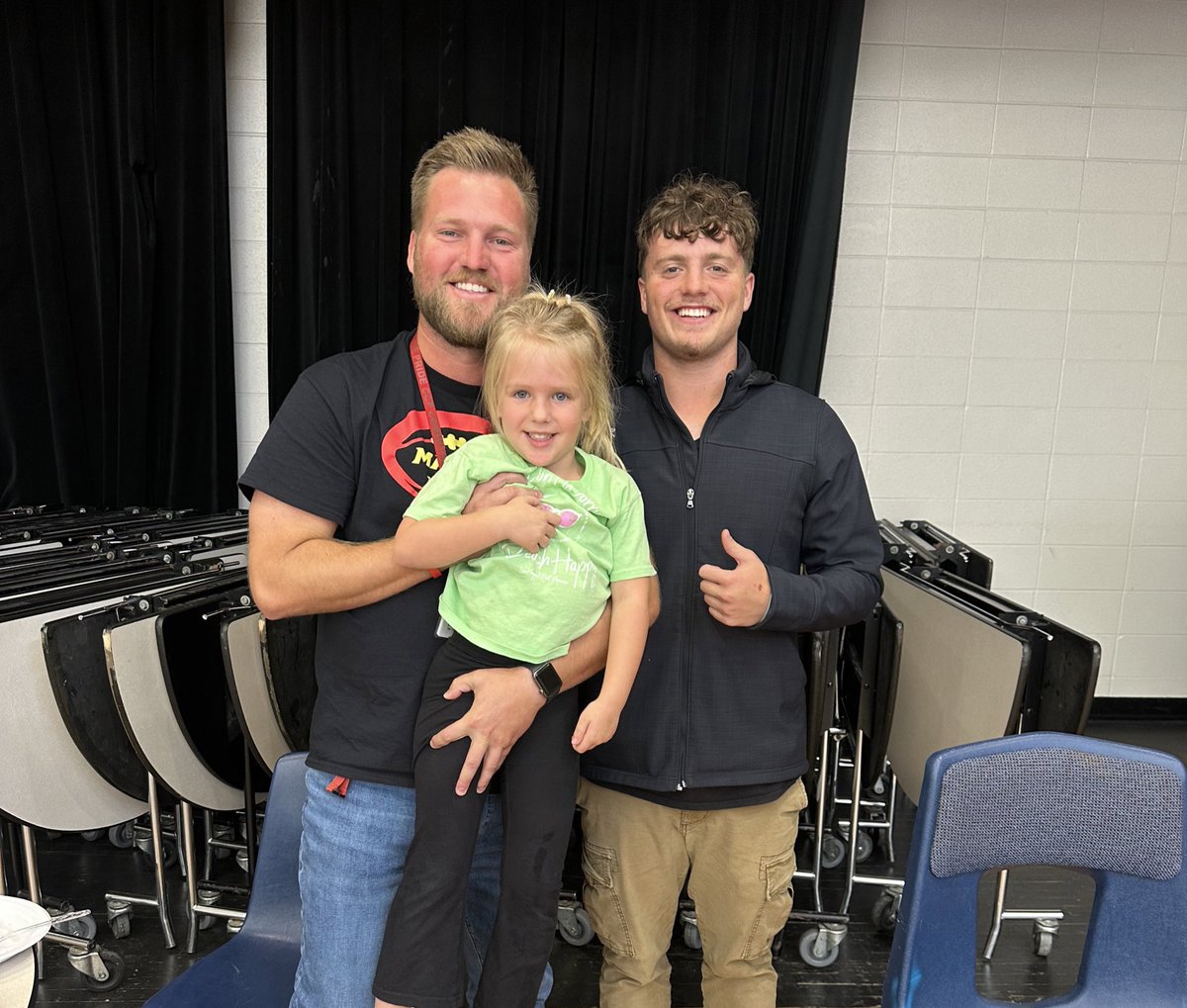 Kendall Hineman tweet media