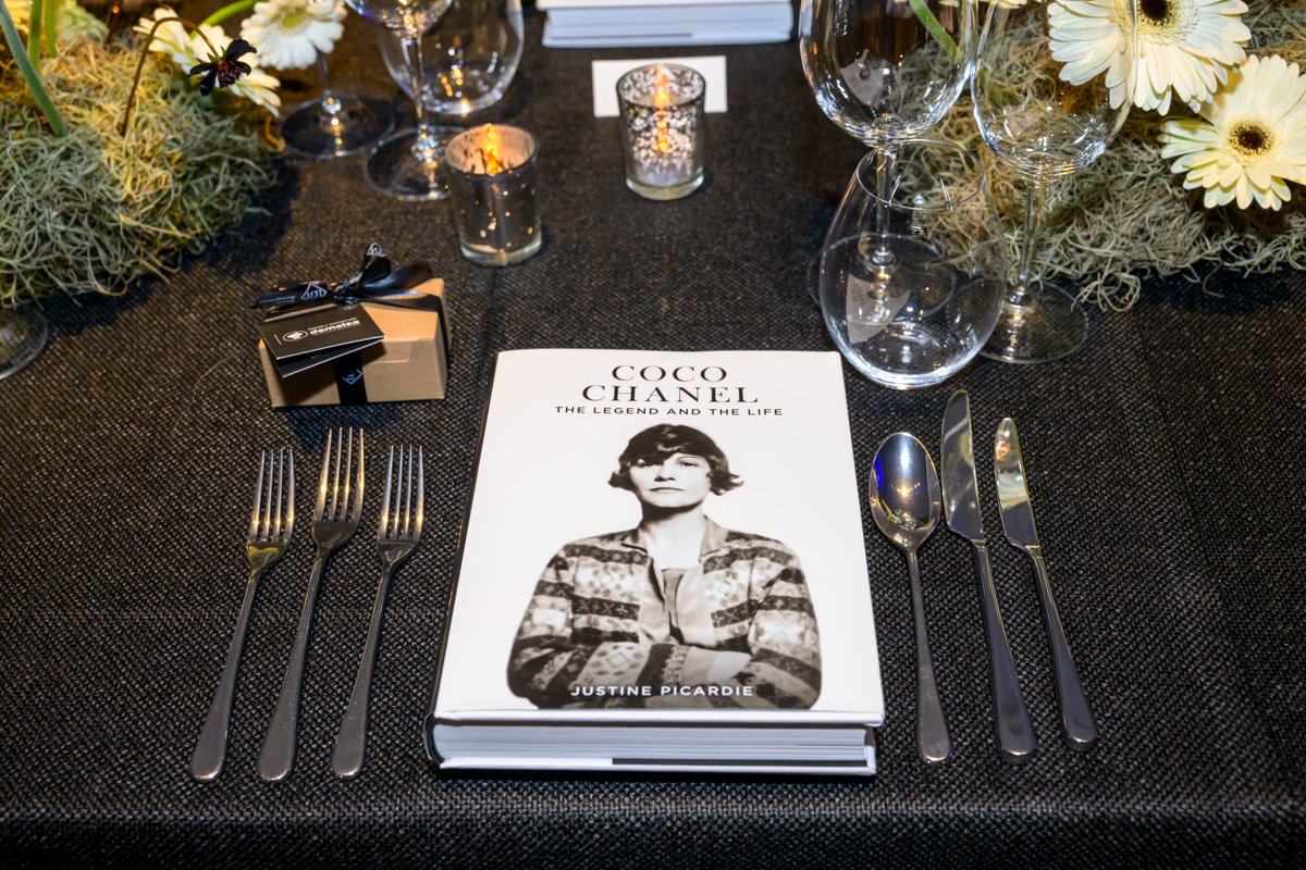 DemelzaCharity's tweet photo. TV presenter @cherryhealey hosted the evening, which featured performances from the Leon string quartet and Demelza young person Hallie, speeches from parent Ian and Coco Chanel biographer, @JPicardie  and a live auction from @CliveEmson https://t.co/230nCAWo1C