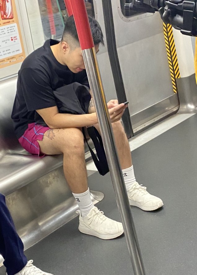 Suit & socks tweet media