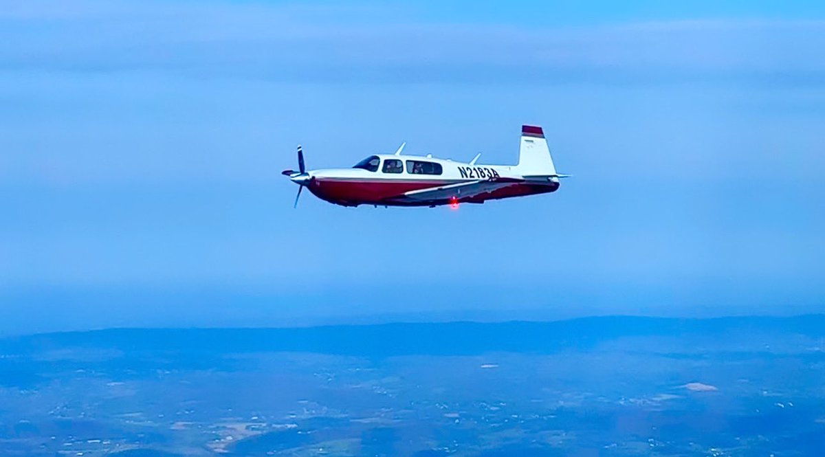 PilotFun101's tweet image. There is just something about that look! Loving this bird! Thank you Joyce for the shot. #N2183A #MooneyOvation #TheBigO #LiveYourDream