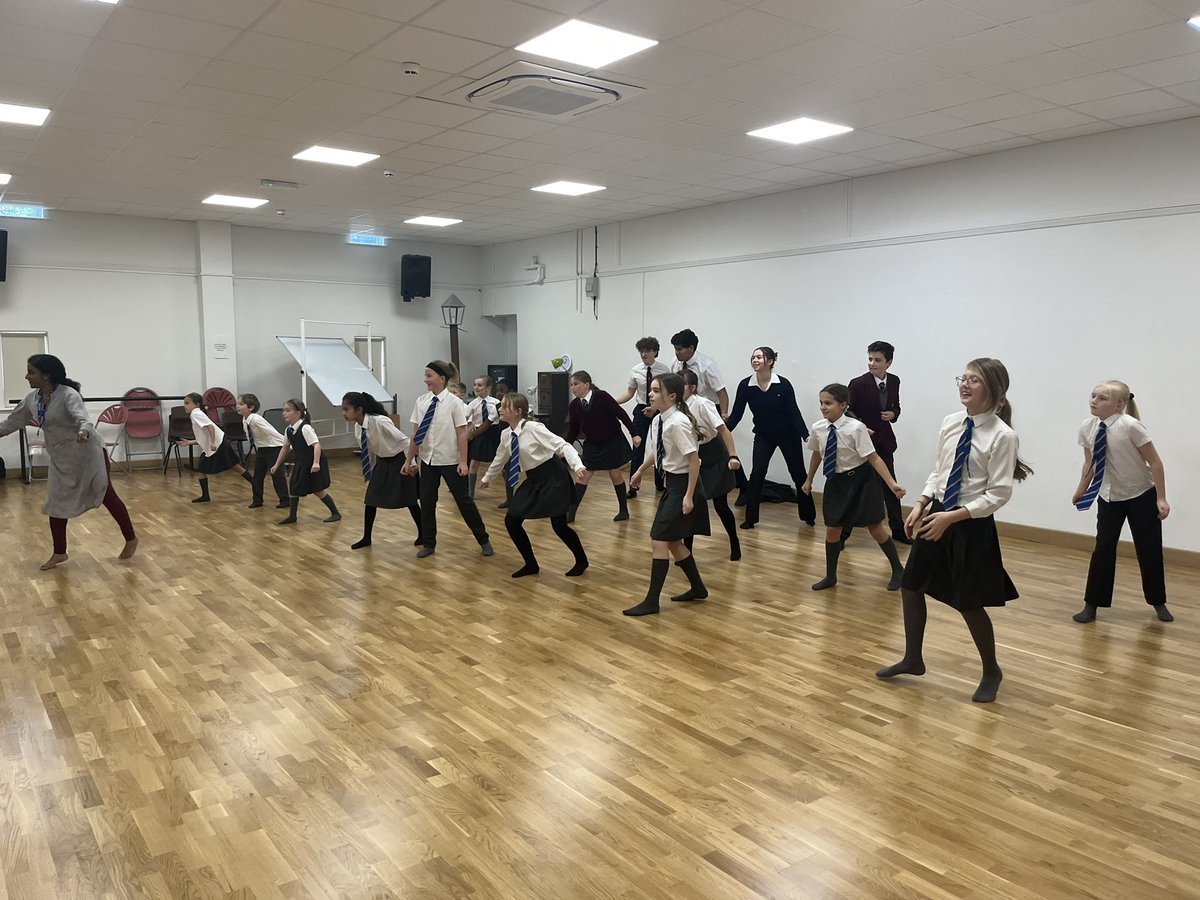 SGSPEDept's tweet photo. We also loved our Cultural week dance workshop at lunchtime time today! Well done everyone, you were brilliant 🤩✨ #SGSPE #SGSDifference #SGSDance https://t.co/2PtoF8hhmH