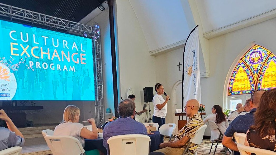 Deze week waren we aanwezig bij het Cultural Exchange Program op Curaçao: een uitgelezen kans om in gesprek te gaan met lokale makers en organisaties, nieuwe samenwerkingen te onderzoeken en de verbinding met het Caribisch gebied verder te versterken.