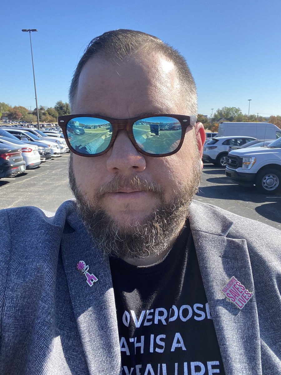 LibertyDrew84's tweet photo. About to do a presentation about the efficacy of high volume syringe distribution in front of a bunch of cops. Let’s get it. https://t.co/AOQP7Eslkm