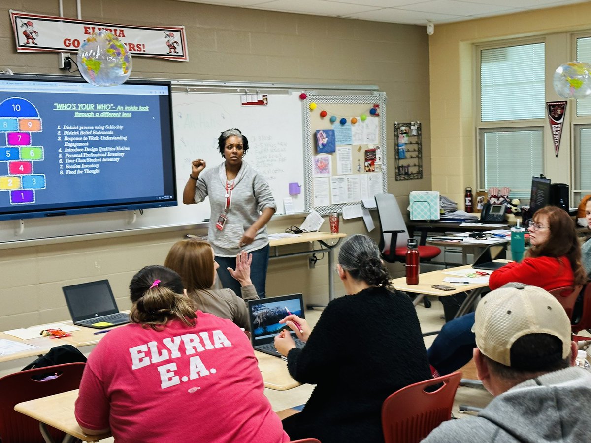 FiorMatthews's tweet photo. Thank you to our principals for leading dynamic sessions @ElyriaSchools today!! #InstructionalLeaders #ControltheControlables #PBL #KnowYourWho https://t.co/ZRfZP53oiR