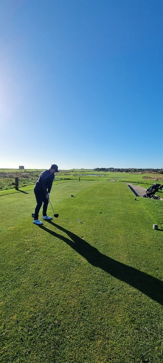 MattHolbrook86's tweet photo. 2nd winter fourball event at @felixstoweferry today and my 2nd win. 🏆🏆🎖🎖

Today, I was partnered by coach @SamForgan who shot an impressive -7 with 3 bogeys. 🤯🤯

+3 for me again and 47 points as a pair again. 

If I win the next one I get to keep the course. 🤣🤣 https://t.co/TSJmSwpWLz