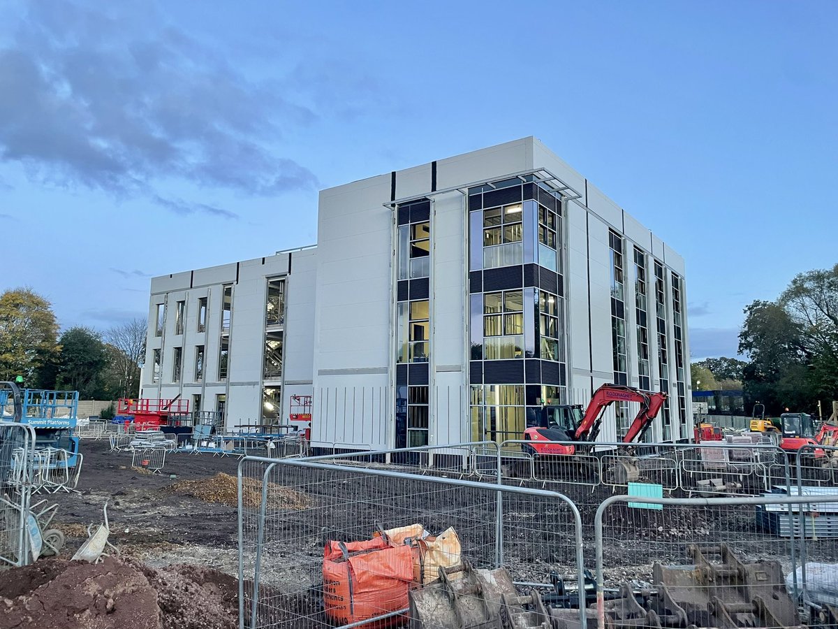 It’s fair to say there’s been some progress since my last post about the new <a href="/HWFireRedditch/">HWFireRedditch</a> combined fire and police station!