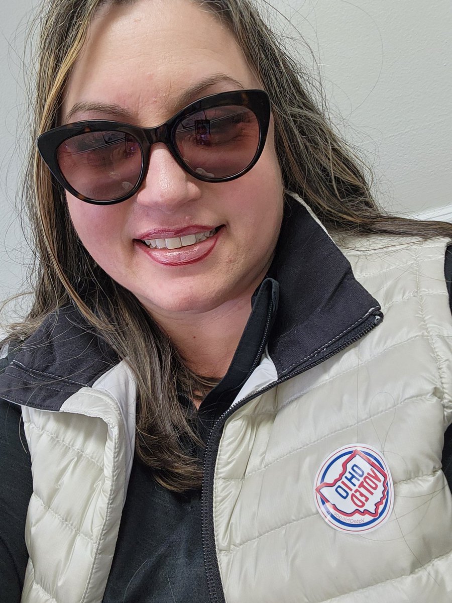 Whoever you are, wherever you are, whatever you stand for ... just make sure you DO IT ! Go VOTE today 🇺🇸 @thankfulwecan