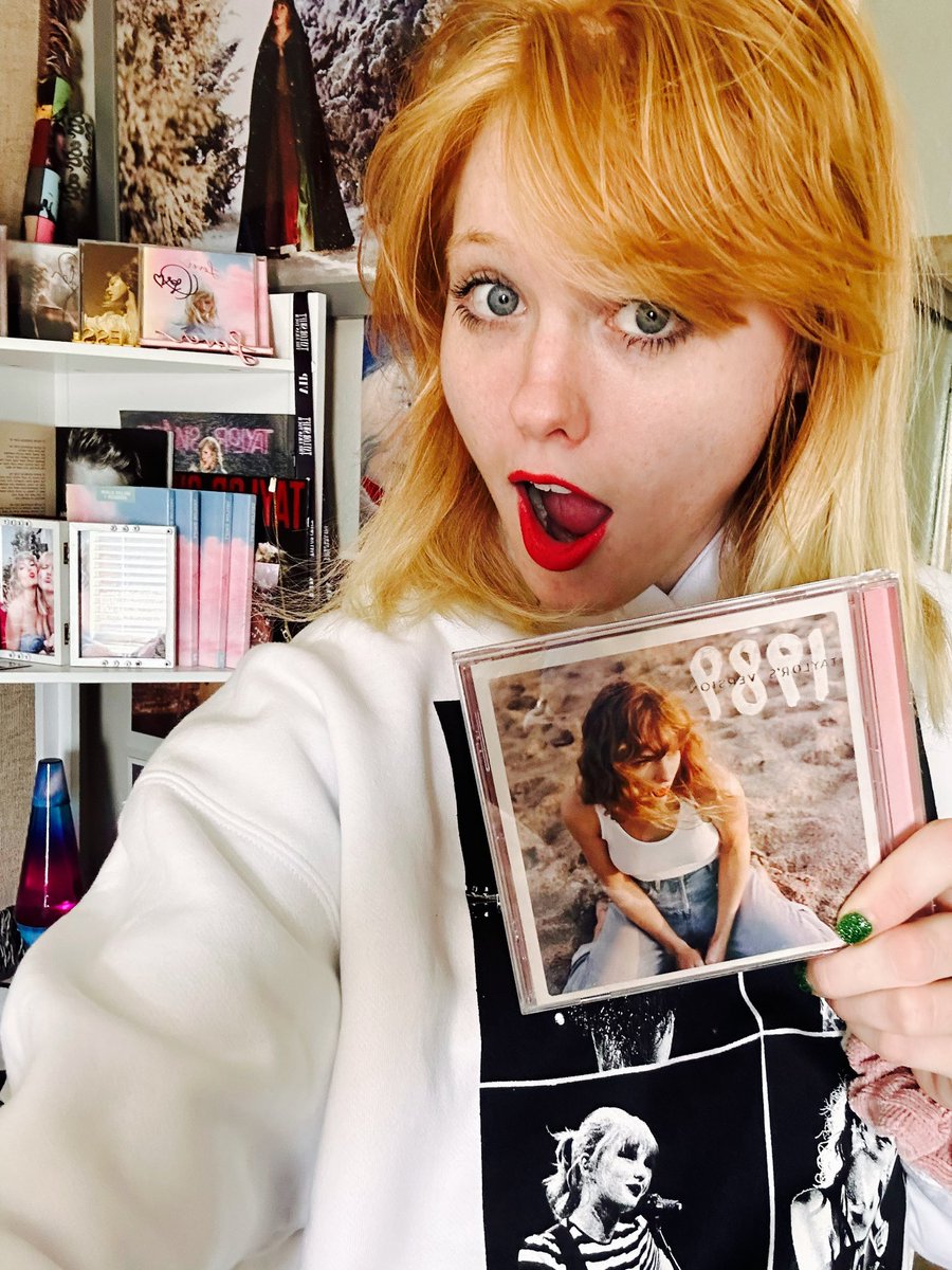 serisgarden's tweet photo. @taylornation13 #LetsFastForwardTo now i’m all emotional… @taylornation13 https://t.co/00A2z6Jei0