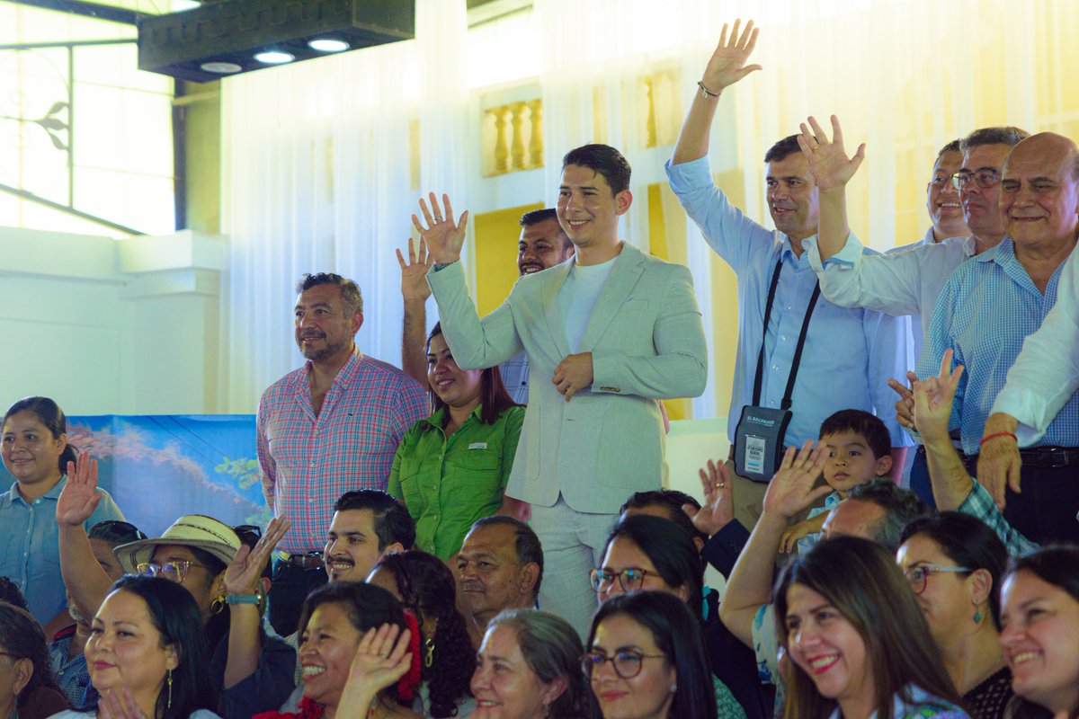 📍Salcoatitan, Sonsonate Norte
#TrabajoTerritorial
En Sonsonate nos sentimos orgullosos de mostrar nuestros municipios a turistas iberoamericanos que hoy asisten a este 8vo Encuentro Iberoamericano de Turismo Rural. Un evento, que gracias a la seguridad que hoy tenemos, es una