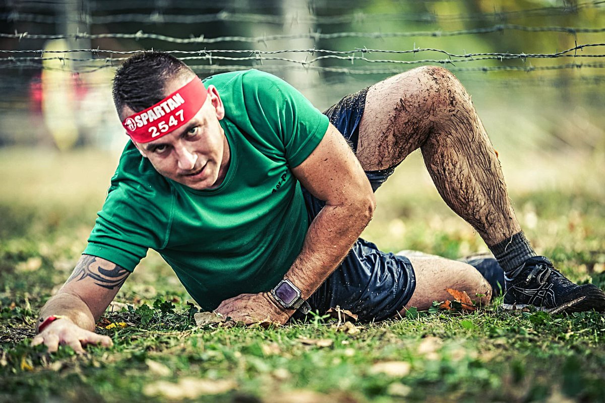 1er_RIMa's tweet image. Le sergent Axel s’est illustré au #WorldTrifectaChampionship
Au total : 45 km de course et 75 obstacles exigeants. 
Il a fait honneur au 1er RIMa en démontrant force, endurance et agilité exceptionnelles. 
Félicitations à lui ! 💪🏅⚓️
#deTERREmination #ALaHauteur