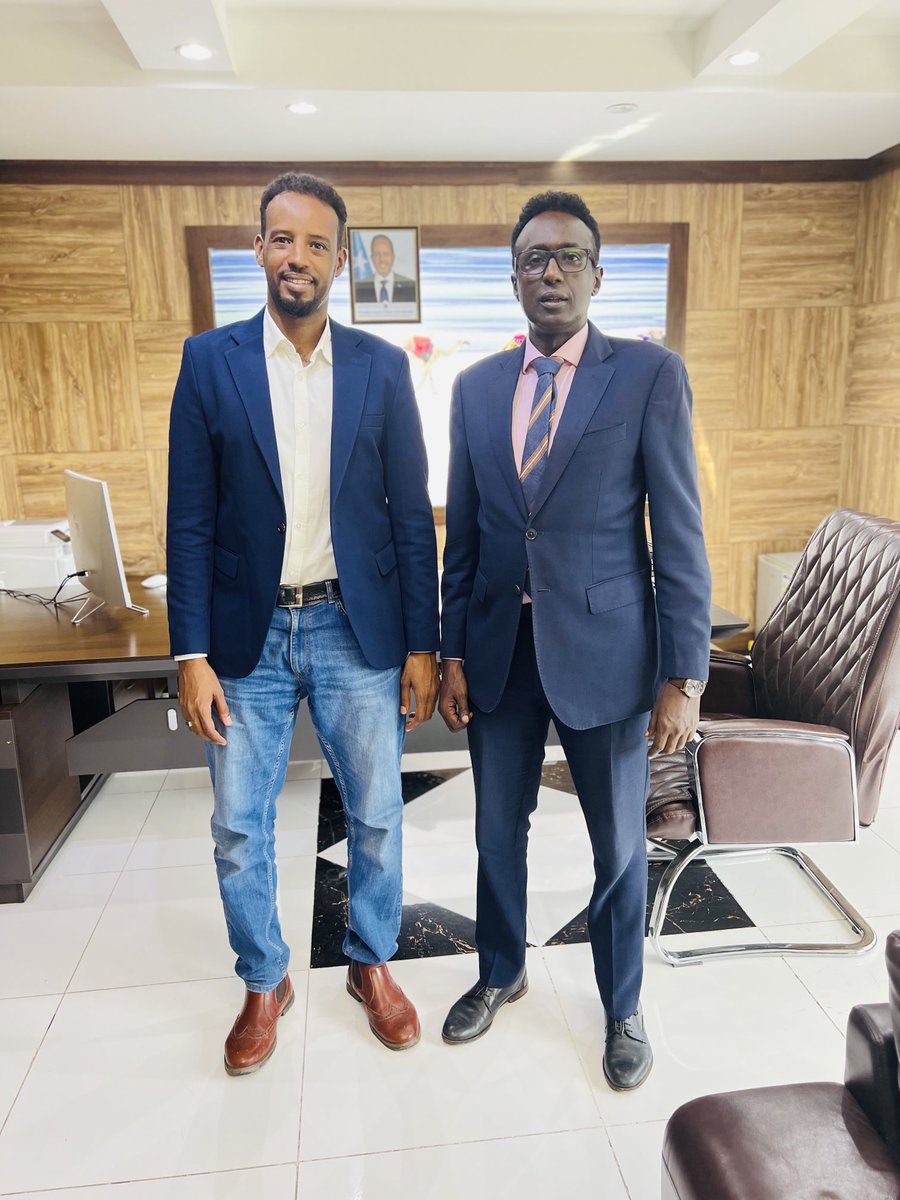 AbdiBarud's tweet photo. I know an exceptional leader when I see one; a great meeting with @Moshireh the Director General of @MoPIED_Somalia https://t.co/duD04Me64B