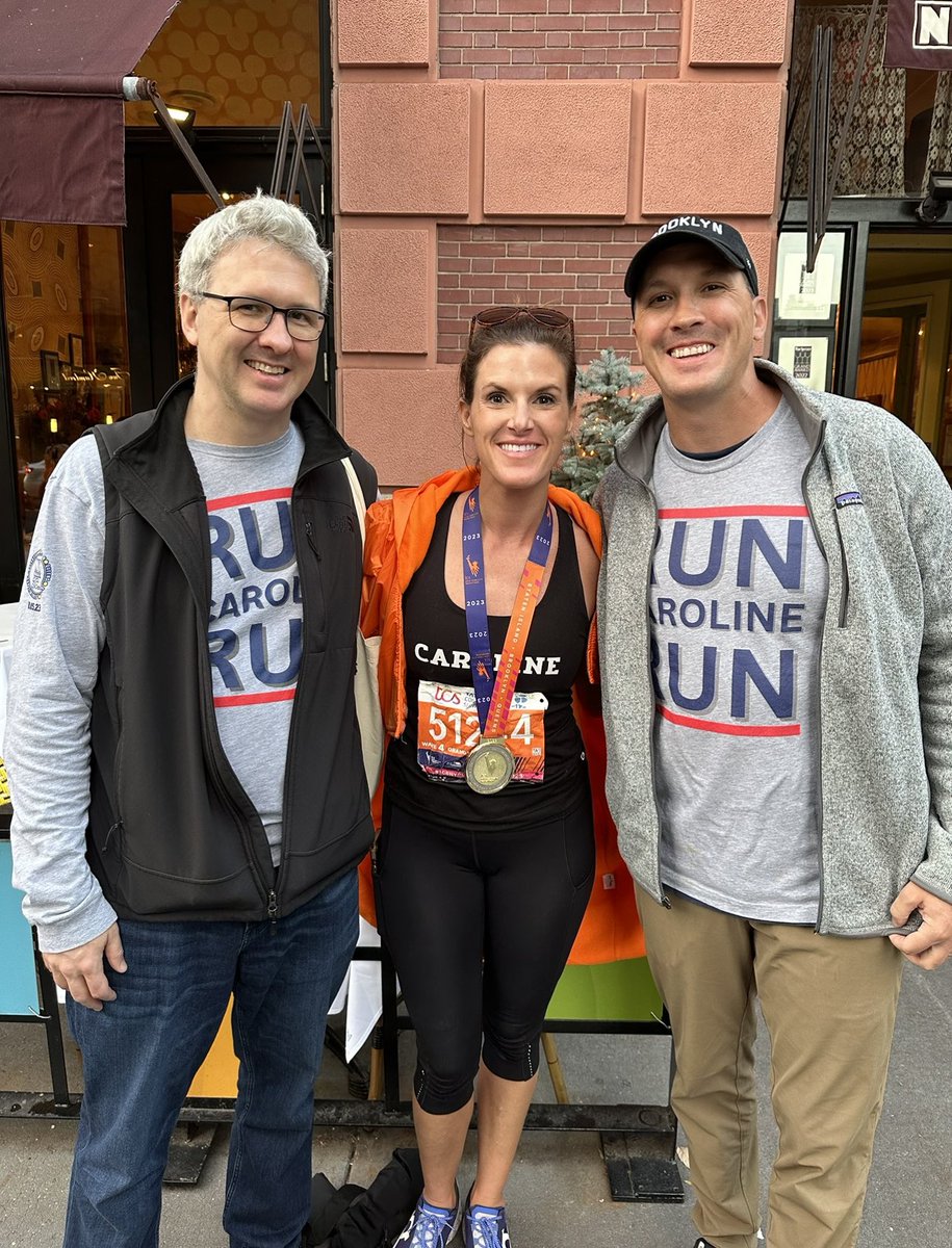 olinewalk's tweet photo. 26.2 Miles ✅🏃🏻‍♀️🏅. Biggest and best block party in the world! @nycmarathon https://t.co/PyFWJNOjRl