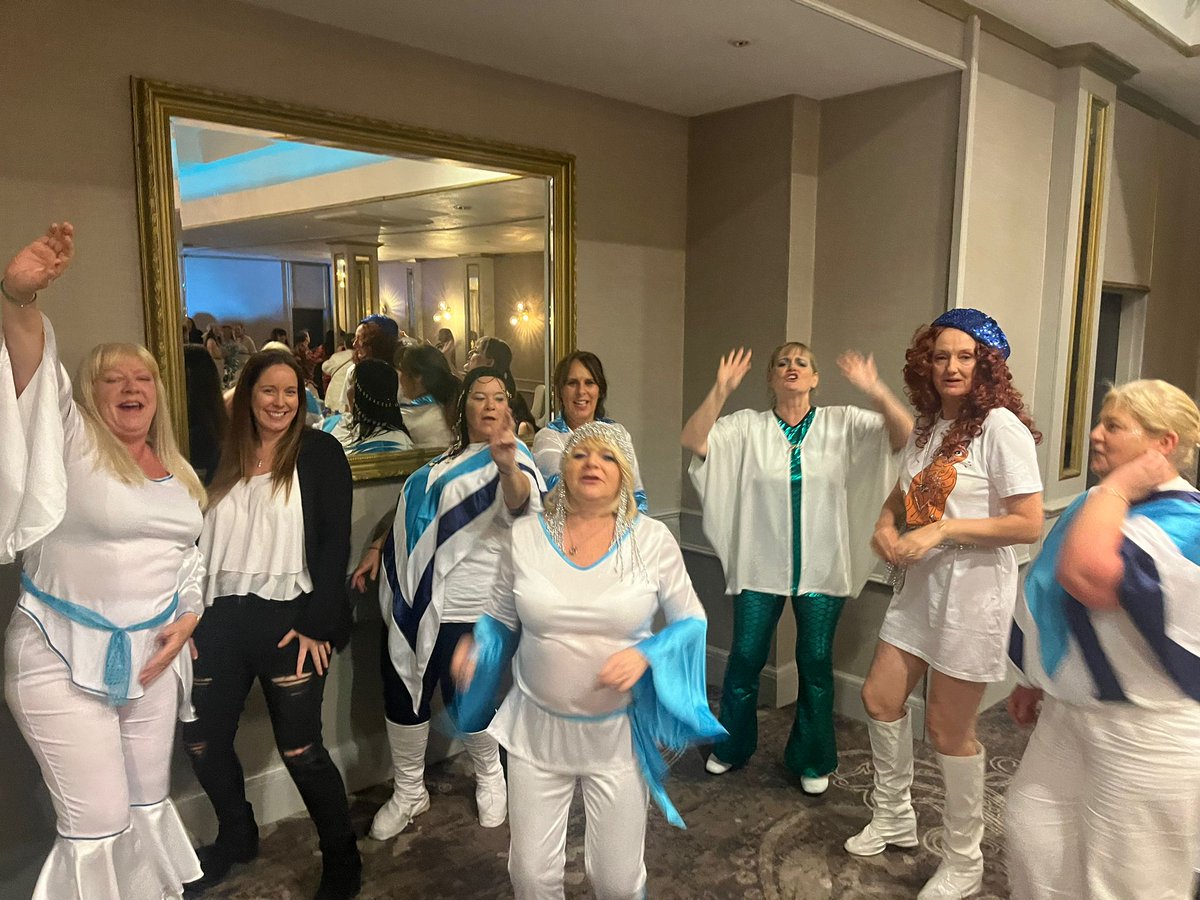 Recalling  a great  day celebrating with amazing women from all walks of life.#mesothelioma #asbestos  Fabulous food from Mr Singh and brilliant music, thank you again <a href="/caamesoscot/">Action on Asbestos</a>   for organising such an enjoyable day 💃🎉 <a href="/ALPAsbestos/">Asbestos Law</a>