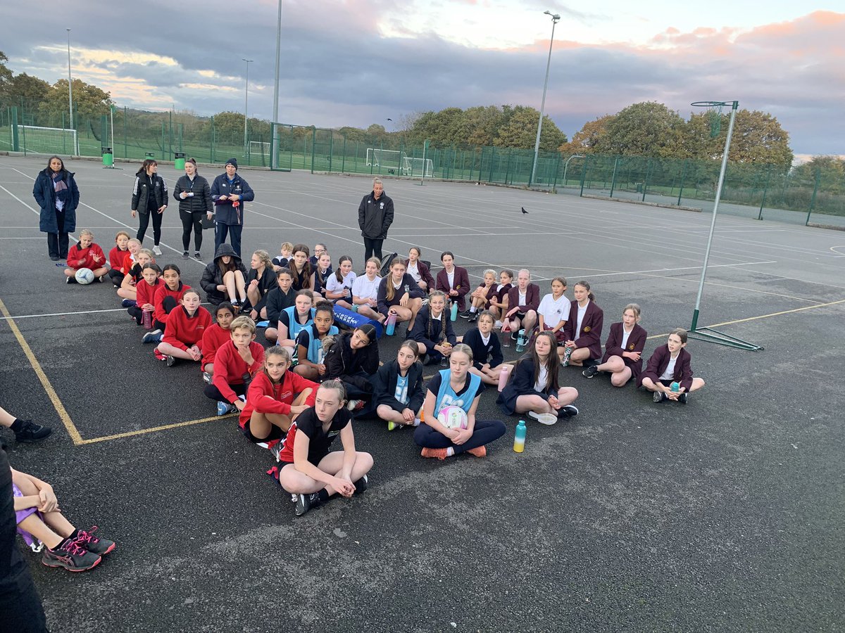 Fantastic Year 7 Netball tournament. Amazing to see so many schools, some great netball on display and lots of goals scored!! Congratulations to <a href="/DownlandsPE/">Downlands PE Dept.</a> for coming 1st🥇