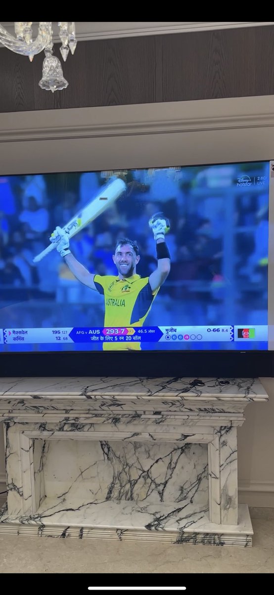 JagoIndia_'s tweet image. Some match winning innings are such that you just stand up and applaud. An inning to remember for lifetime by Maxwell 👏 👏 #AUSvAFG