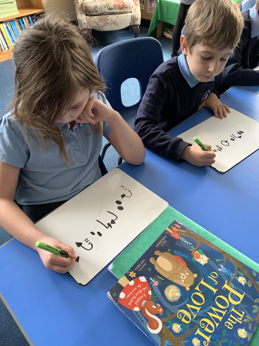 OLSMtweeters's tweet image. Fantastic coding work today in Year 4. The lower phase and years 3 & 4 took part in the #BupaCodingDay
The children designed, tested and debugged algorithms in a healthy lunchbox coding adventure👍