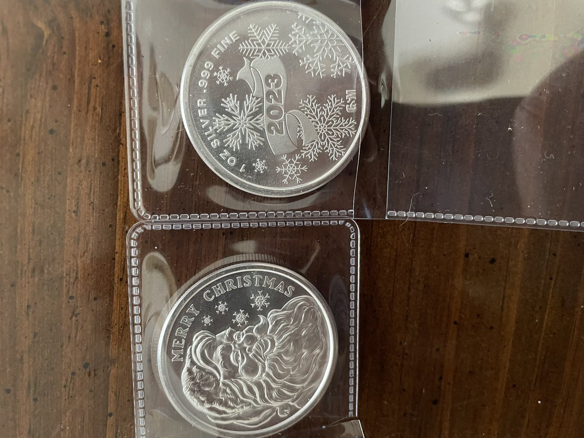 AuAgMan777's tweet photo. #Silverinmystocking #Silver
Give the gift that keeps on giving β¦. https://t.co/PgNga55lmU