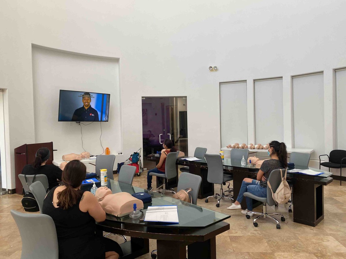 JACPRServicesL2's tweet image. Our instructors bring years of real-world experience, ensuring you receive top-notch training from seasoned professionals. Schedule a BLS course training with J &amp;amp; A CPR Services LLC today!

#BLSCourse bit.ly/3Ycu6Tz