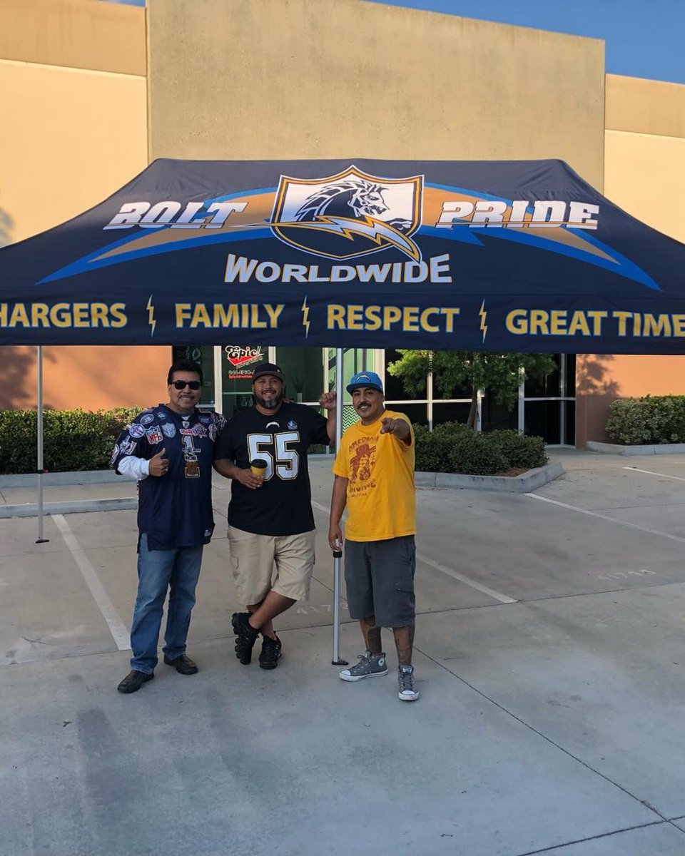 epicadco's tweet image. We&apos;re not just about products; we&apos;re about building relationships, growing with your business, and standing side by side with your successes. Our tip for small businesses: Focus on relationships. Connect with marketing experts to help you shine! 💪
-
-
-
#smallbiztip #business...