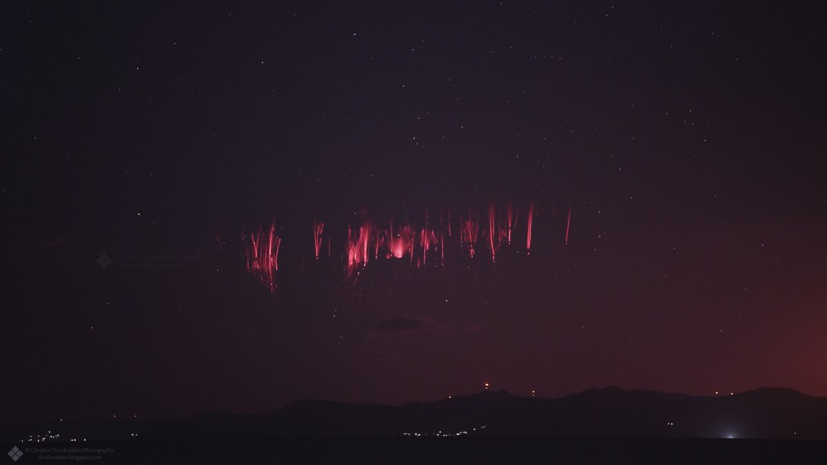 csath's tweet photo. At least 35 #TLEs mostly #RedSprites, were captured over #thunderstorms at the E. #Aegean Sea & W. #Turkey, during the evening of Nov. 4, 2023.
Check our recent #paper about TLEs, here: https://t.co/IJmoHiFypq. -- -- -- #StormHour @StormHour https://t.co/fEG0jOGUnZ