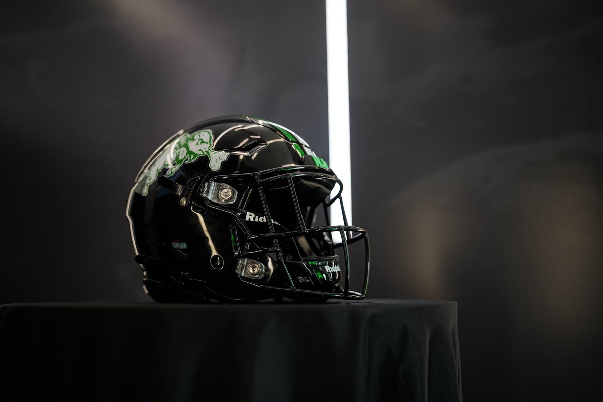 𝐔𝐧𝐢𝐭𝐞𝐝 𝐟𝐨𝐫 𝐭𝐡𝐨𝐬𝐞 𝐰𝐡𝐨 𝐜𝐚𝐦𝐞 𝐛𝐞𝐟𝐨𝐫𝐞 𝐮𝐬. 

🎟️: bit.ly/WeArePlayingFo…

#WeAreMarshall