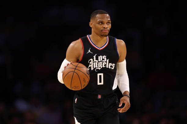 KalshiHoops's tweet photo. Russell Westbrook this season:

15.5 PPG
7.2 RPG
6.5 APG
1.8 SPG
53.3 FG% (Career-High)
38.1 3P% (Career-High)
58.6 TS% (Career-High)

He's been incredible. Probably the best contract in the whole NBA. Making less than 4M a year. 🤯 https://t.co/aBH0ulEpoB