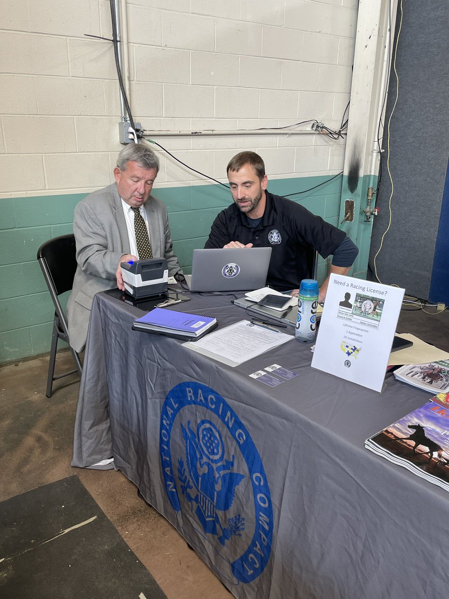 HrnssRcngJess's tweet photo. Pat with the @racingcompact is with us at the @USTrotting booth Tuesday &amp; Wednesday to take your fingerprints and get all your licensing needs taken care of! 

https://t.co/PIQgnOGfFZ https://t.co/NNQzKUuhIr