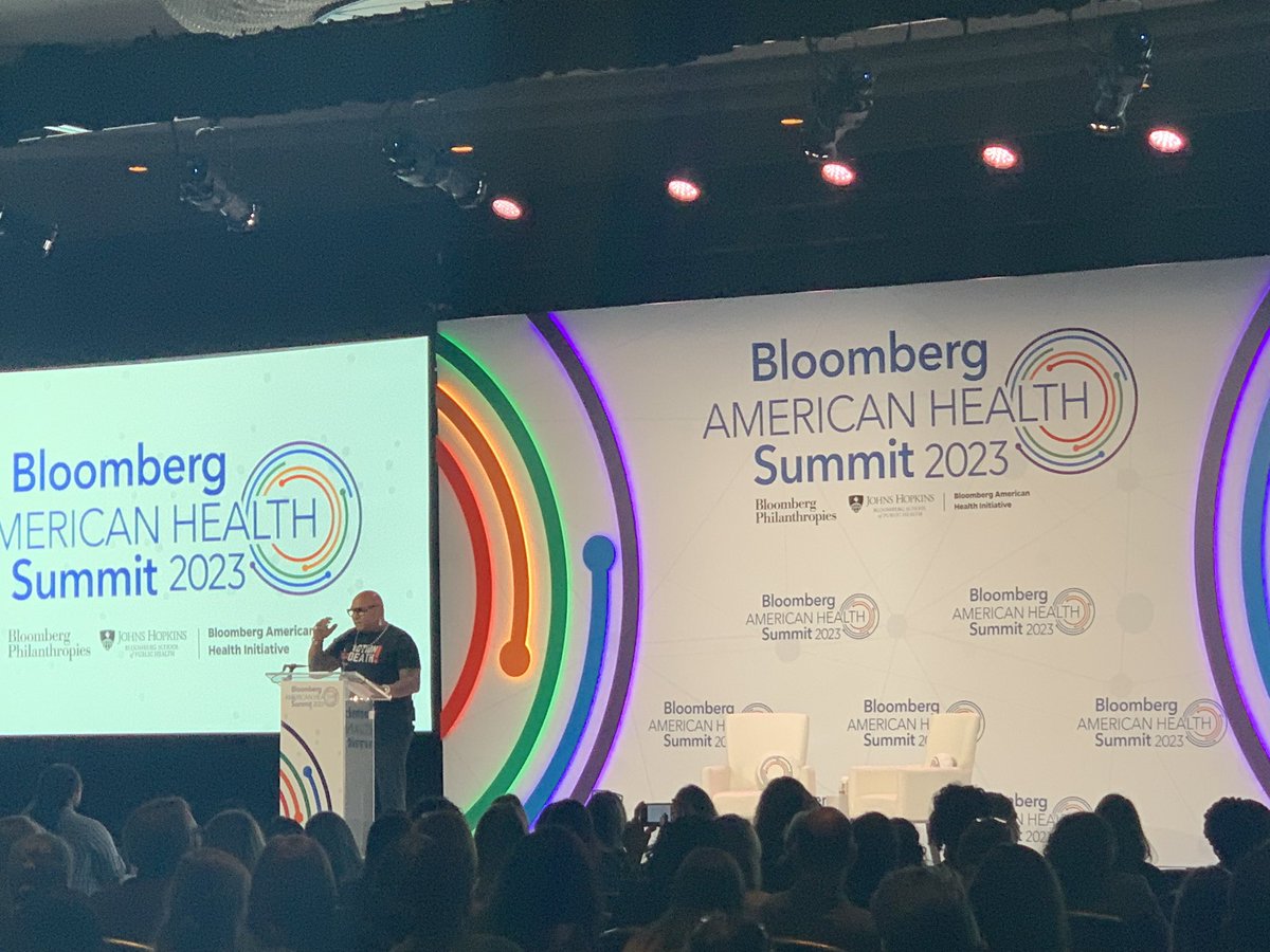 AlyssaKitlas's tweet photo. “It is our responsibility to love on people until they are able to love on themselves.” It is a true honor to hear @_OnPointNYC’s Executive Director Sam Rivera at the #BloombergHealthSummit2023. #harmreductionsaveslives https://t.co/dnTtSqQtoL